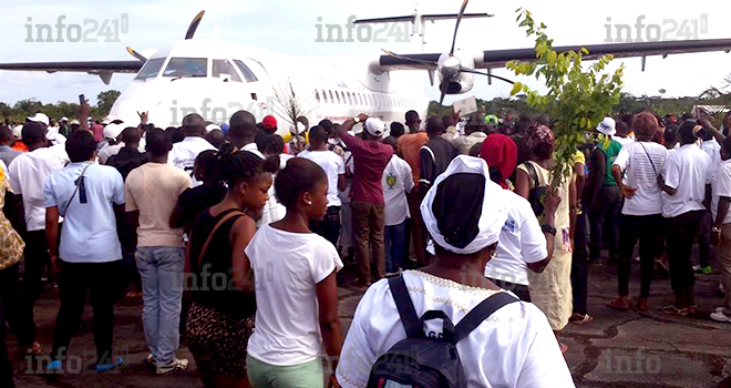 Funérailles d’André Mba Obame&nbsp;: la dépouille de l’opposant enfin à Oyem&nbsp;!