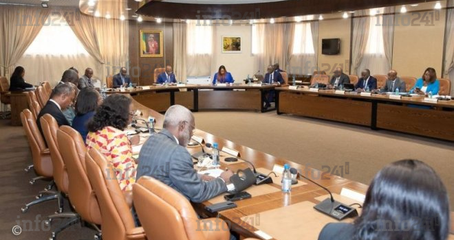 Gabon&nbsp;: Le gouvernement s’offre un second conseil interministériel, tablettes en main