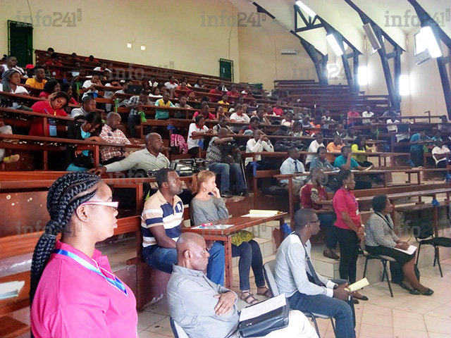  UOB&nbsp;: Faute de tables bancs pour les étudiants, les cours suspendus à la FDSE&nbsp;!